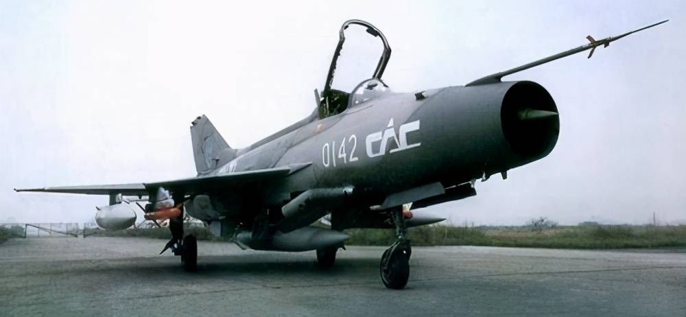 殲七，中國空軍的重要里程碑，殲七，中國空軍的重要里程碑戰機