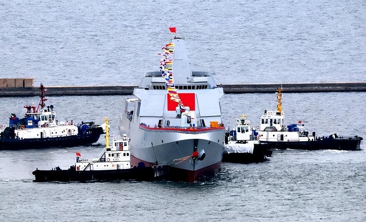 中國海軍新篇章，揭秘中國004號航母的開工盛況，中國海軍新篇章，揭秘首艘國產航母004號開工盛況