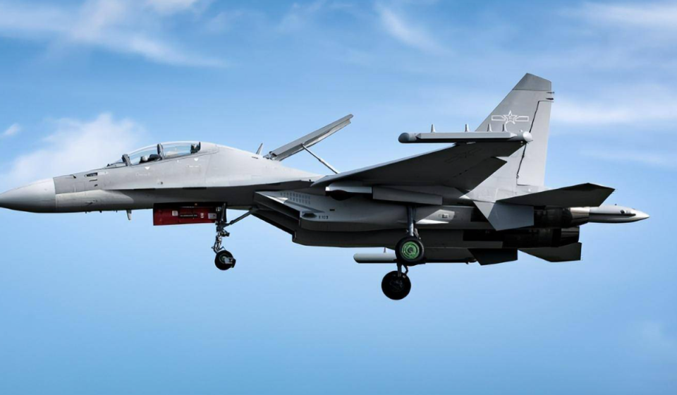 殲-16，中國航空工業的杰出代表，揭秘其屬于第幾代戰機，揭秘殲-16，中國航空工業杰出代表，究竟屬于第幾代戰機？