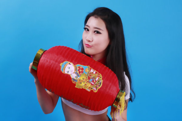 王中王白小姐四肖選一肖，揭秘背后的秘密與策略，揭秘王中王白小姐四肖選一肖背后的秘密與策略之道