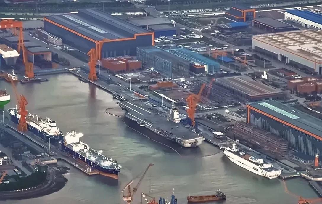 遼寧艦與山東艦，兩大巨艦的對比，遼寧艦與山東艦，兩大巨艦深度對比
