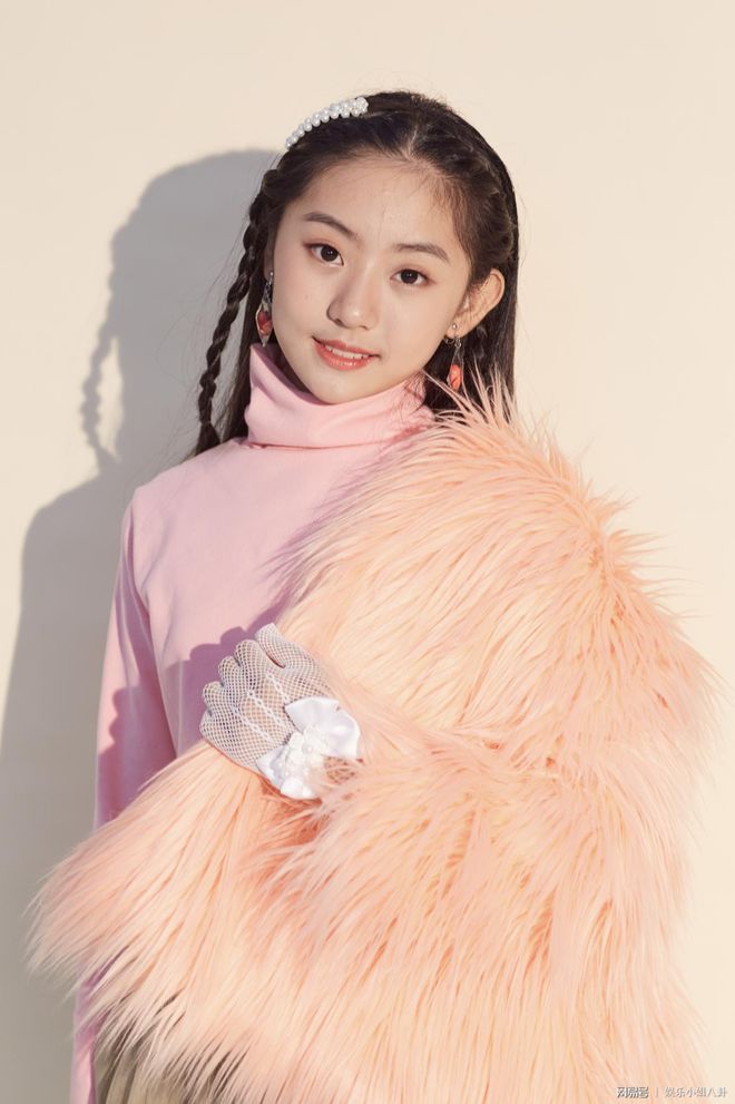 賈靜雯個人資料簡介及身高，璀璨明星的非凡魅力，賈靜雯，璀璨明星的魅力與個人資料簡介及身高