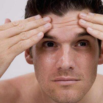 怎么去抬頭紋最有效的方法——全面解析最佳去紋方案,揭秘去抬頭紋的最佳方法,全面解析最有效的去紋方案