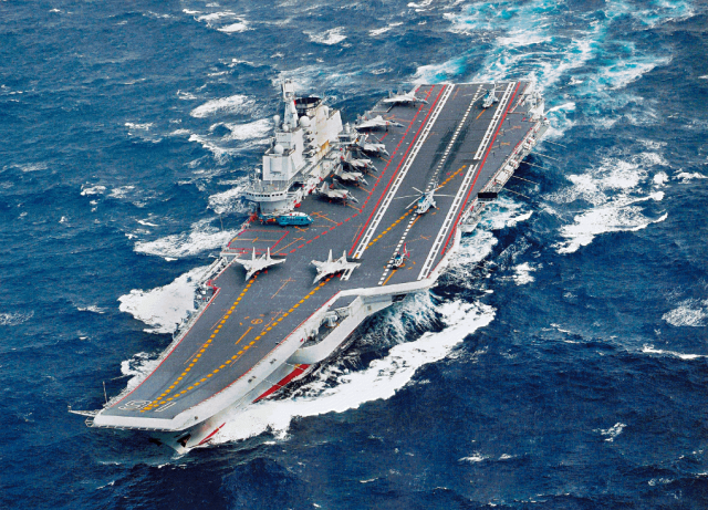 殲-35與遼寧艦,中國海軍航空力量的雙璧合璧,殲-35與遼寧艦,中國海軍航空力量的完美融合