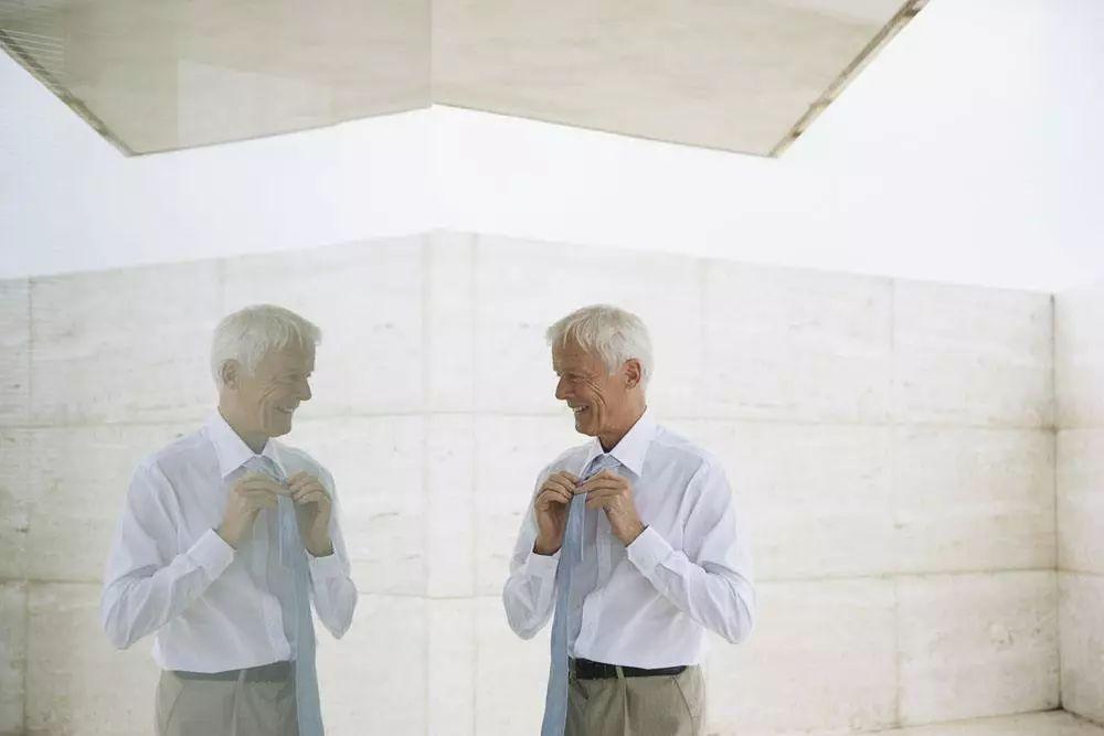 老年斑怎么治,用最簡單的方法,老年斑簡單治療方法,輕松祛斑攻略