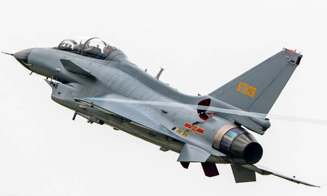 殲-10S,中國空軍的新銳利劍,中國空軍新銳利器,殲-10S利劍出擊