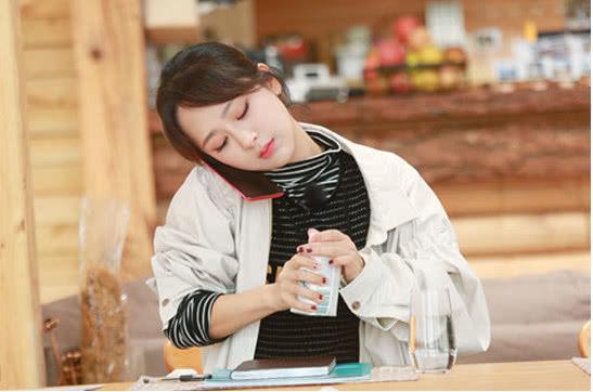 演員王珂為何不溫不火?——深度解析其演藝之路,演員王珂演藝之路解析,為何未能大紅大紫?深度探究其演藝生涯。