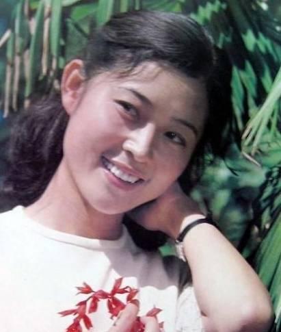 陳凱歌老婆陳紅現狀,歲月靜好,人生贏家,陳紅現狀揭秘,歲月靜好,人生贏家——陳凱歌妻子近況觀察