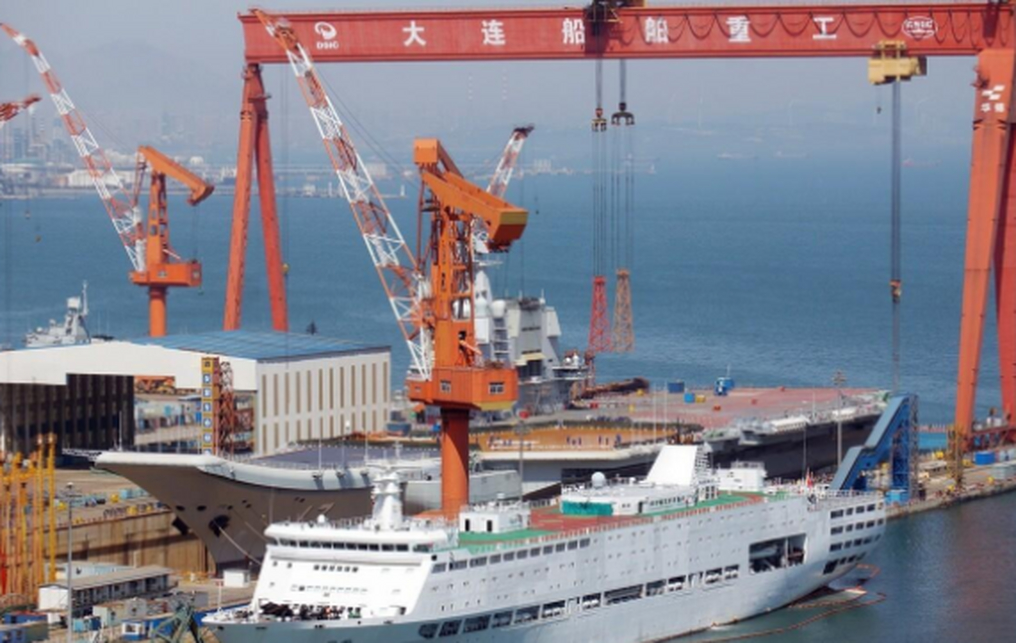 大連造船廠搬遷揭秘，新址究竟在哪里？，大連造船廠搬遷幕后揭秘，新址揭曉！